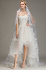 Wunderschöne Schleier für Hochzeitskleid Online