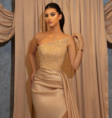 Finden Sie Champagne Abendkleider Lang Günstig online bei Thekleid.de. Abiballkleider mit Spitze aus Satin nach maß zum Abiball gehen.