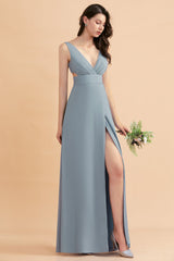 Finden Sie Brautjungfernkleider Lang Blau online bei babyonlinedress.de. Chiffon Kleider Für Brautjungfern Günstig zur Hochzeit gehen.