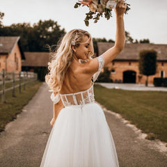 Suchen sie bei babyonlinedress.de Designer Brautkleider A Linie online.Tüll Hochzeitskleider Mit Spitze nach maß zur Hochzeit gehen.