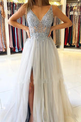 Hier können Sie Elegante Silver Abendkleider Online bei Thekleid.de kaufen. Abiballkleider Etuikleider Online für Sie mit nach Maße anfertigen service.