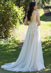 Kaufen Sie Wunderschöne Brautkleider Mit Spitze bei babyonlinedress.de. Hochzeitskleid A Linie Online für Sie zur Hochzeit gehen.