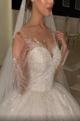 Bmbridal.de als Weltmarktführer im Online-Einzelhandel, bietet eine große Auswahl an Hochzeitskleidern, Abendkleidern für Abendkleider, Kleidern für besondere Anlässe und Abiballkleider in hoher Qualität und zu erschwinglichen Preisen. Abiballkleid