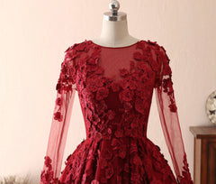 Suchen Sie Elegante Abendkleider Mit Spitze Ärmel online bei Thekleid.de. Abiballkleider Lang Rot für Sie zum abiball gehen.