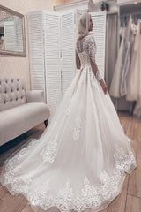 Suchen Sie Modern Brautkleider A Linie Mit Ärmel online bei babyonlinedress.de. Hochzeitskleider Spitze Online für Sie nach maß zur Hochzeit gehen.