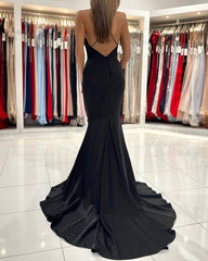Kaufen Sie Schlichte Abendkleider Schwarz online bei Thekleid.de. Abiballkleider Lang Günstig aus Chiffon zum Abiball gehen.