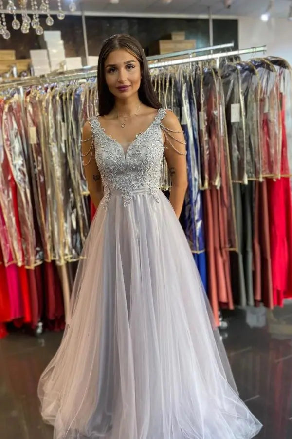 Suchen Sie Silber Abendkleider Lang Günstig online bei Thekleid.de. Abendmoden mit Spitze für Sie zum abend party gehen.