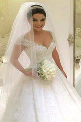 babyonlinedress.de als Weltmarktführer im Online-Einzelhandel, bietet eine große Auswahl an Hochzeitskleidern, Abendkleidern für Abendkleider, Kleidern für besondere Anlässe und Abiballkleider in hoher Qualität und zu erschwinglichen Preisen. Abiballkleid