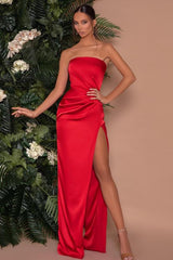 Bestellen Sie Rote Abendkleider Lang Schlicht online bei Thekleid.de. Abiballkleider Günstig Online nach maß zum Abiball gehen.