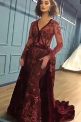Kaufen Sie günstige Burgundy Abendkleider mit Ärmel online bei Thekleid.de. Velvet Abendkleid Günstig Online für Sie zum abend party gehen.