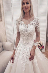 Suchen Sie Modern Brautkleider A Linie Mit Ärmel online bei babyonlinedress.de. Hochzeitskleider Spitze Online für Sie nach maß zur Hochzeit gehen.