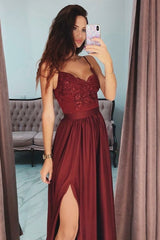 Kaufen Sie Günstige Abendkleider Lang Weinrot online bei Thekleid.de. Abendmoden Mit Spitze für Sie nach maß zum abend party gehen.