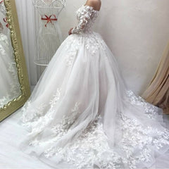 Kaufen Sie Designer Brautkleider mit Ärmel online bei babyonlinedress.de. Hochzeitskleider A linie Mit Spitze für Sie nach Maß zur Hochzeit gehen.