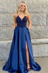 Finden Sie Elegante Abendkleider Blau online bei Thekleid.de. Abiballkleider Lang Günstig für Sie zum abiball gehen.