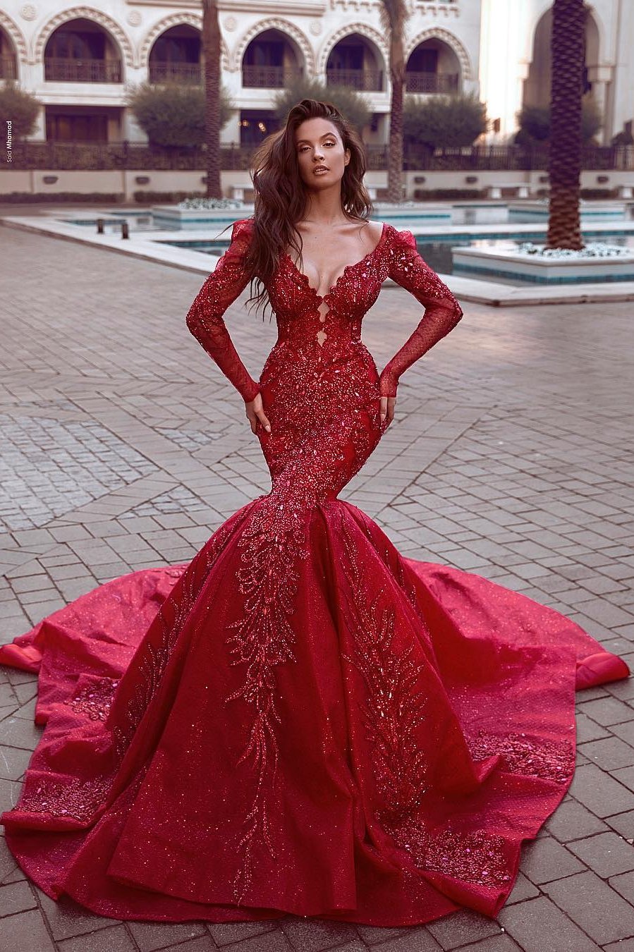 Kaufuen Sie Fashion Rote Abendkleider Lang Günstig online bei Thekleid.de. Abendkleid Mit Ärmel für Sie zum Abiball online.