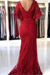 Kaufen Sie Elegante Abendkleider Lang Rot online bei Thekleid.de. Abendmoden Spitze mit Ärmel für Sie nach maß zum abend party online.