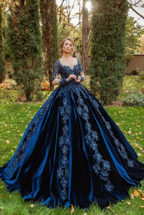 Bestellen Sie bei Thekleid.de König Blau Velvet Abendkleider Mit Ärmel. Abiballkleider Lang Günstig für Sie zum abiball gehen.