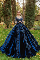 Bestellen Sie bei Thekleid.de König Blau Velvet Abendkleider Mit Ärmel. Abiballkleider Lang Günstig für Sie zum abiball gehen.