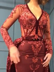 Kaufen Sie günstige Burgundy Abendkleider mit Ärmel online bei Thekleid.de. Velvet Abendkleid Günstig Online für Sie zum abend party gehen.