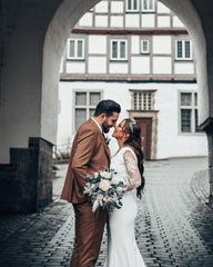Hier können sie Schlichte Hochzeitskleider mit Ärmel online bei babyonlinedress.de kaufen. Meerjungfrau Brautkleider Spitze für Sie nach maß zur hochzeit gehen.