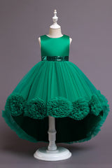 Bestellen Sie Grüne Blumenmädchenkleider Günstig online bei babyonlinedress.de. Kleider Für Blumenmädchen zur Hochzeit gehen.