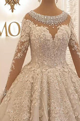 Hier können Sie bei babyonlinedress.de Wunderschöne Hochzeitskleider Prinzessin kaufen. Brautkleid mit Spitze für Sie zur Hochzeit gehen.