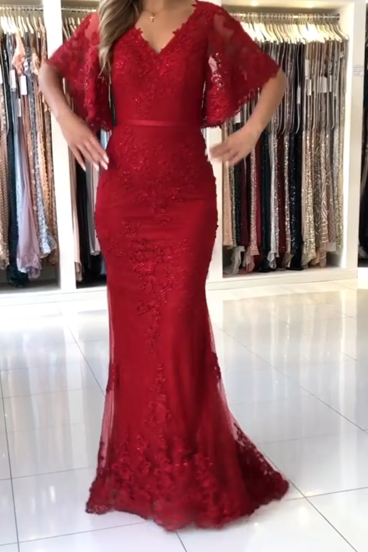 Kaufen Sie Elegante Abendkleider Lang Rot online bei Thekleid.de. Abendmoden Spitze mit Ärmel für Sie nach maß zum abend party online.