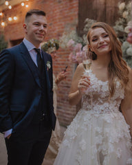 Bestellen Sie Brautkleider A linie Spitze online bei misshow.de. Elegante Hochzeitskleider aus Tüll nach maß anfertigen.