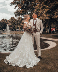 Bestellen Sie Designer Hochzeitskleider A Linie Spitze online bei babyonlinedress.de. Brautmoden Online für Sie zur Hochzeit gehen.