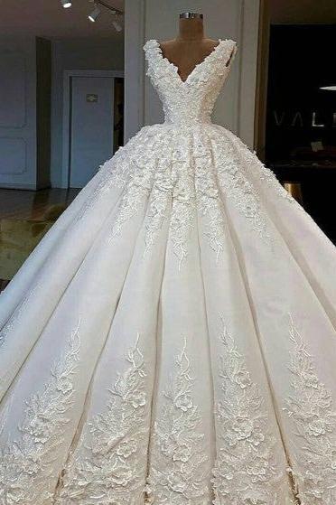 Hier können Sie Elegante Weiße Brautkleider Mit Spitze A Linie online bei babyonlinedress.de.Hochzeitskleider Bodenlang Online für sie zur Hochzeit.