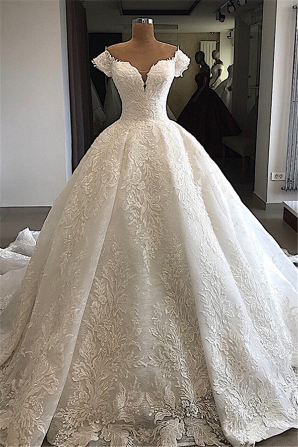 Bestellen Sie Elegante Hochzeitskleider Mit Spitze online bei babyonlinedress.de. Brautkleider A linie Online für mit günstigen preis bekommen.