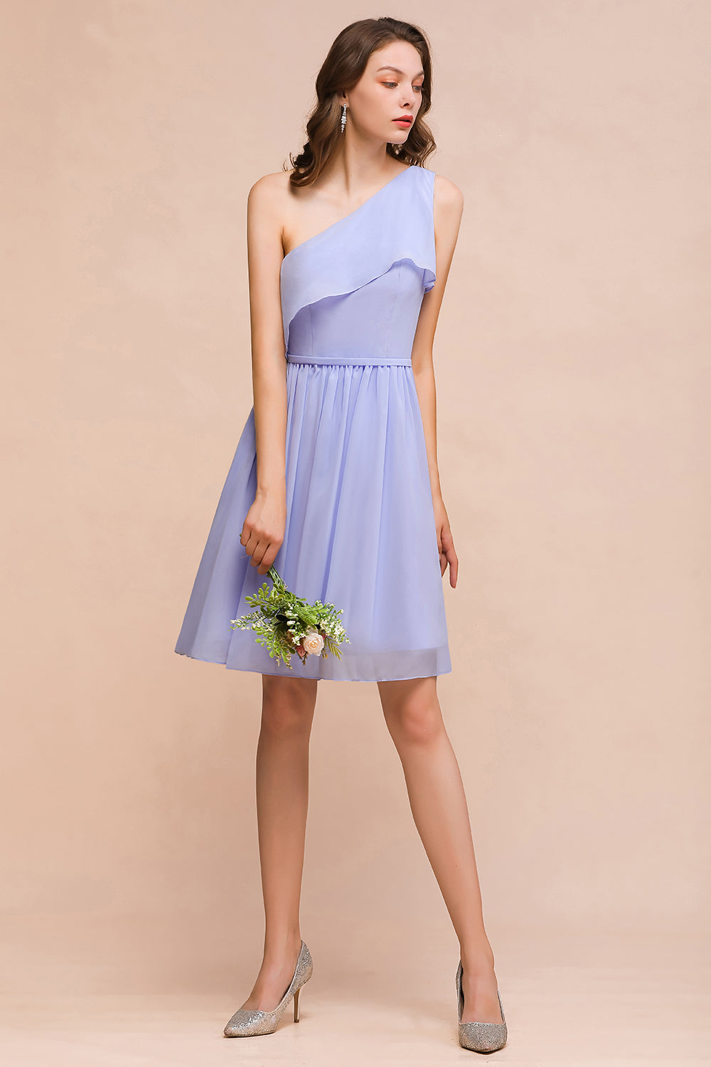 Suchen Sie Lavender Brautjungfernkleider Kurz online bei babyonlinedress.de. Chiffon Kleider Günstig für Brautjungfern maß geschneidert bekommen.