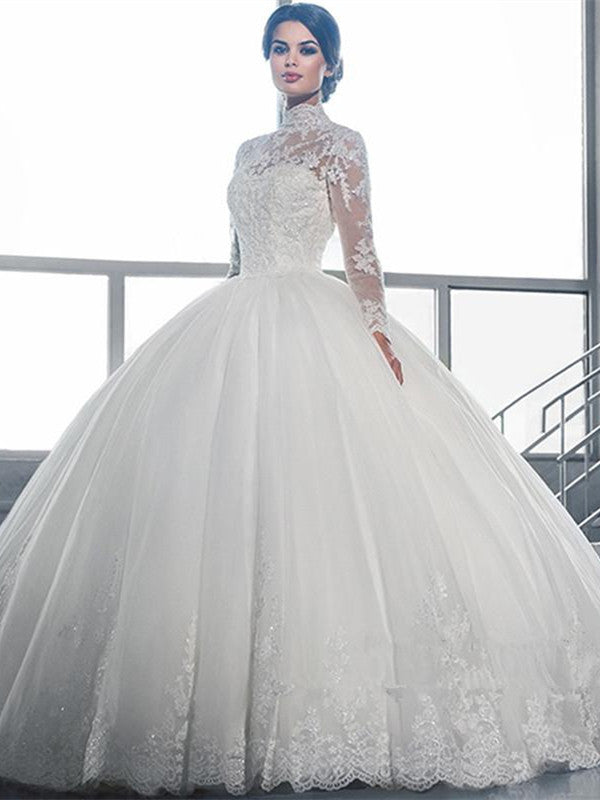 Finden Sie Hochzeitskleid Lange Ärmel online bei babyonlinedress.de. Brautkleider Prinzessin mit Spitze für Sie zur hochzeit gehen.