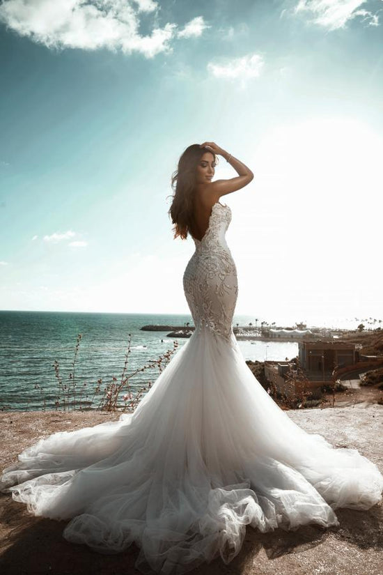 Hier können Sie bei babyonlinedress.de Elegante Brautkleider Meerjungfrau online kaufen. Hochzeitskleider mit Spitze für Sie aus Tüll nach maß anfertigen.