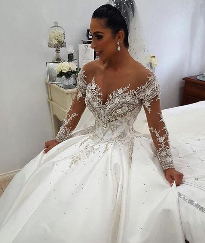 Finden Sie Luxus Hochzeitskleider Prinzessin online bei babyonlinedress.de. Elegante Brautkleider Online für Sie nach maß zur Hochzeit gehen.