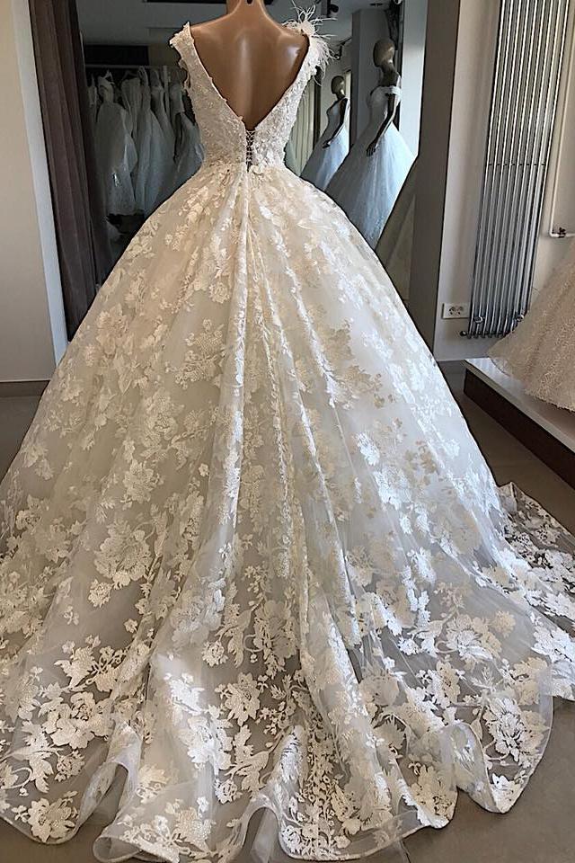 Kaufen Sie Elegante Brautkleider Prinzessin online bei babyonlinedress.de. A Linie Hochzeitskleid Günstig Online für Sie zur Hochzeit online.