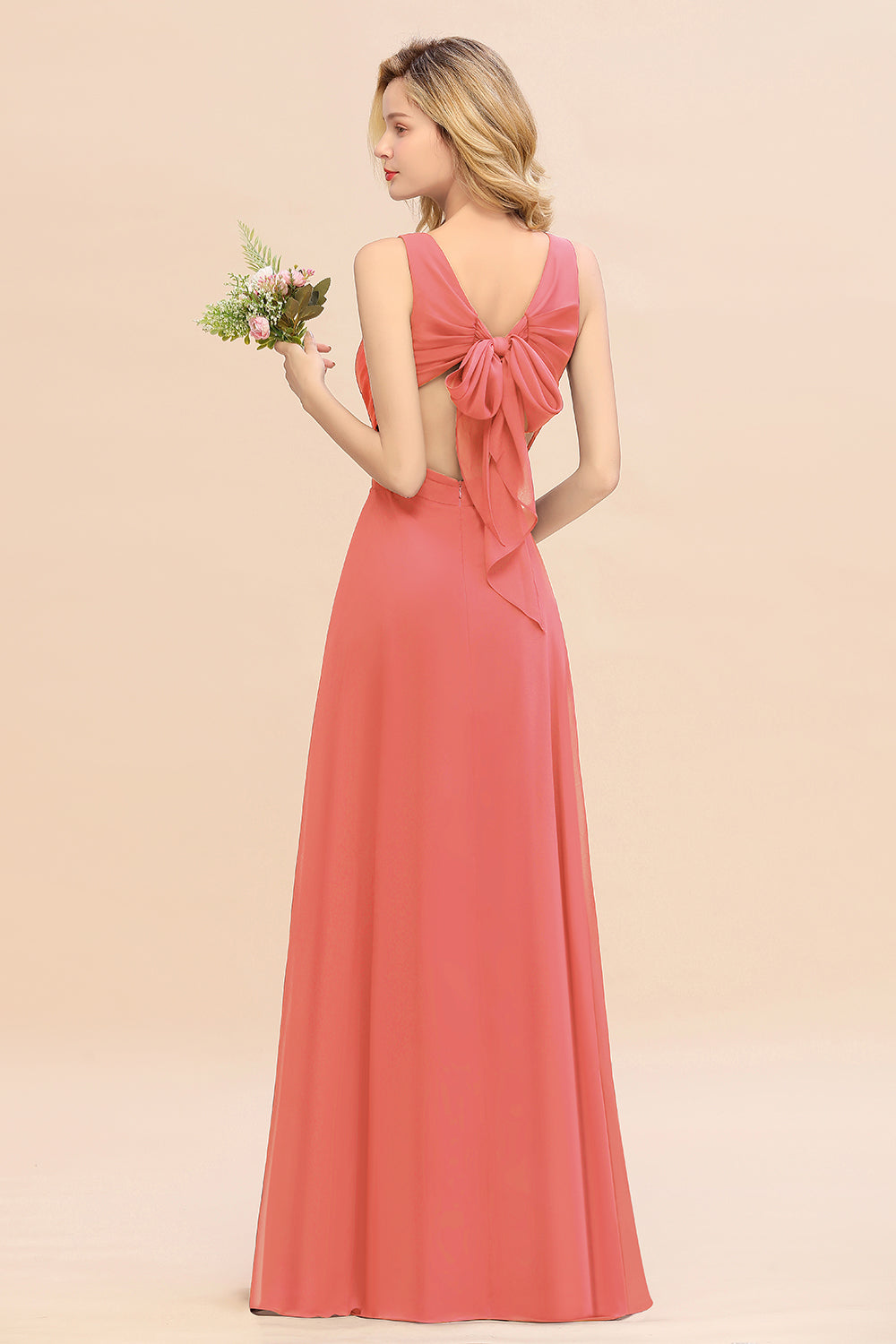 BMbridal Affordable V Ausschnitt Ruffle Long Grape Chiffon Bridesmaid Dress with Schleife