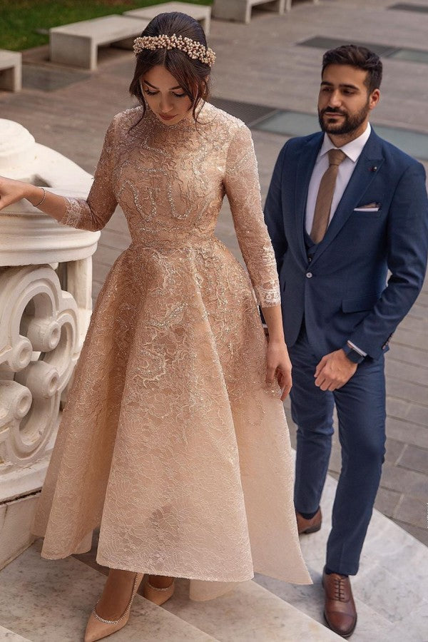 Finden Sie Elegante Brautkleider Kurz online bei babyonlinedress.de. Hochzeitskleider Spitze mit Ärmel nach maß zur Hochzeit gehen.
