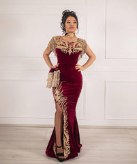 Suchen Sie Weinrot Velvet Abendkleider Lang Günstig online bei Thekleid.de. Abiballkleider mit Spitze für Sie zum abiball gehen.