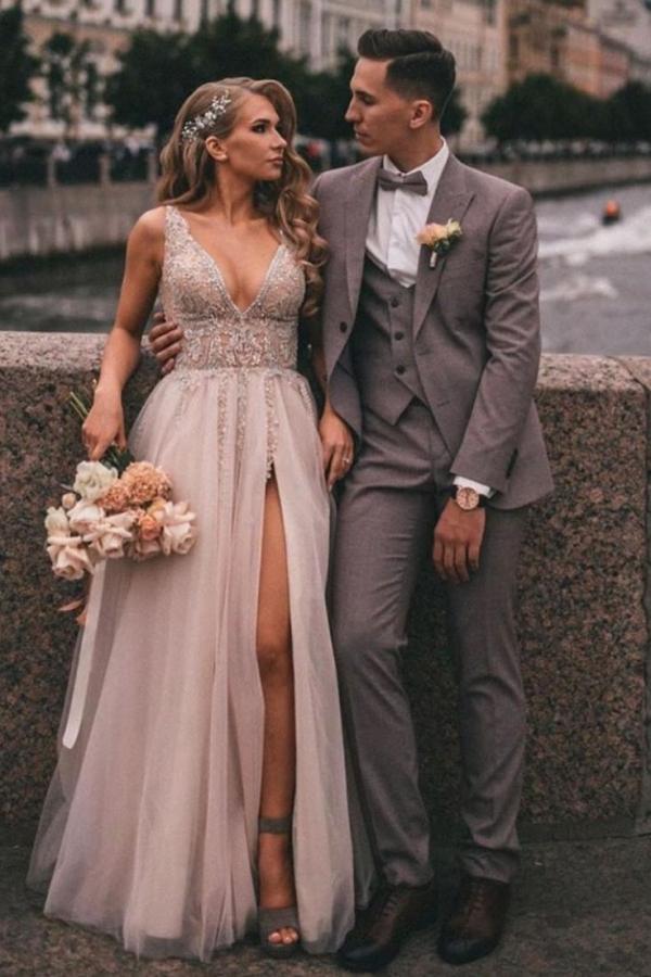babyonlinedress.de bietet Große Auswahl von Boho Hochzeitskleider V Ausschnitt online. Brautkleider mit Spitze aus Tüll nach maß zur Hochzeit gehen.