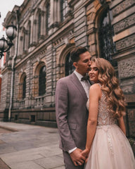 babyonlinedress.de bietet Große Auswahl von Boho Hochzeitskleider V Ausschnitt online. Brautkleider mit Spitze aus Tüll nach maß zur Hochzeit gehen.