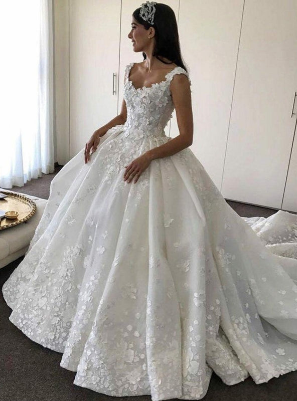 Laden Sie das Bild in den Galerie-Viewer, Hier können Sie Luxus Brautkleider Prinzessin online bei babyonlinedress.de kaufen. Hochzeitskleider mit Spitze mit hocher Qualität bekommen.
