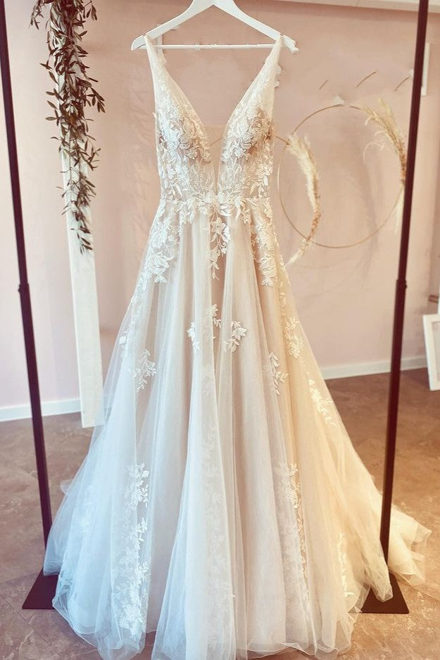 Finden Sie Schlichtes Hochzeitskleid Boho online bei babyonlinedress.de. Brautkleider A Linie Spitze aus Tüll zur Hochzeit gehen.