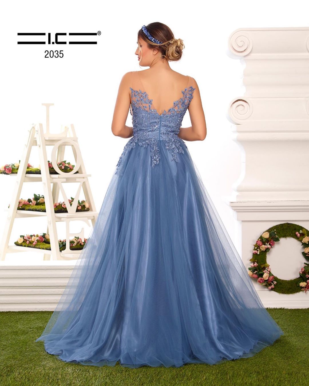 Finden Sie Abendkleider Lang V Ausschnitt online bei Thekleid.de. Abiballkleider mit spitze Blau für Sie zum abiball gehen.