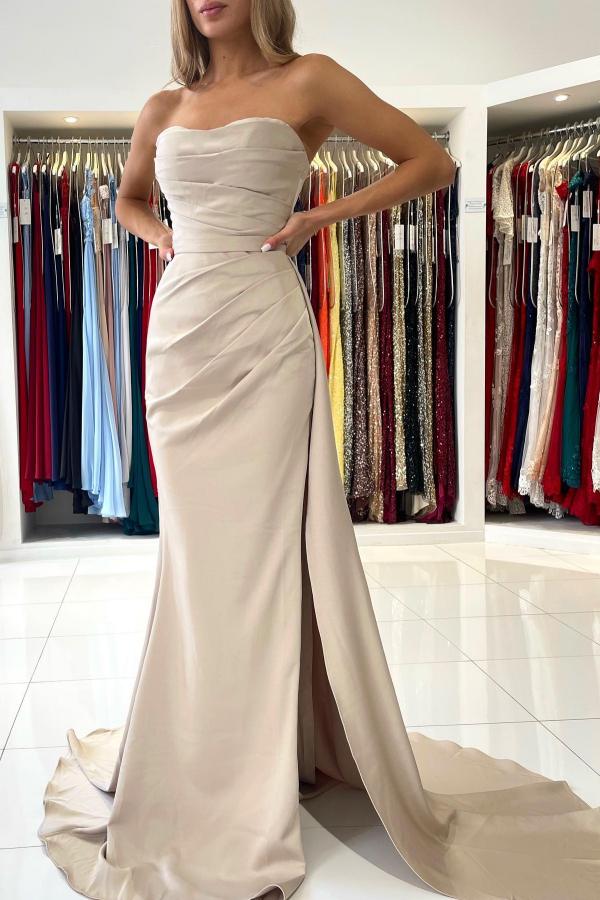 Finden Sie Schlichtes Abendkleid Lang online bei Thekleid.de. Günstige Abiballkleider Online aus Satin nach maß zum abiball gehen.