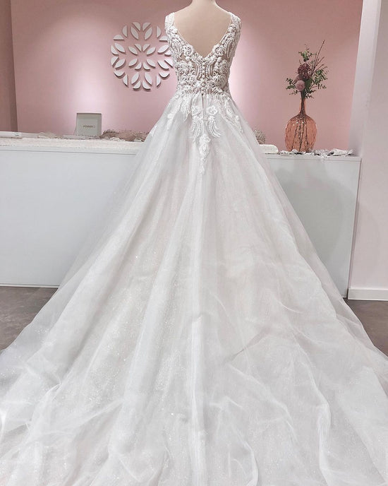 Finden Sie Vintage Hochzeitskleid A Linie Spitze online bei babyonlinedress.de. Brautkleider Tüll Online für Sie zur Hochzeit gehen.