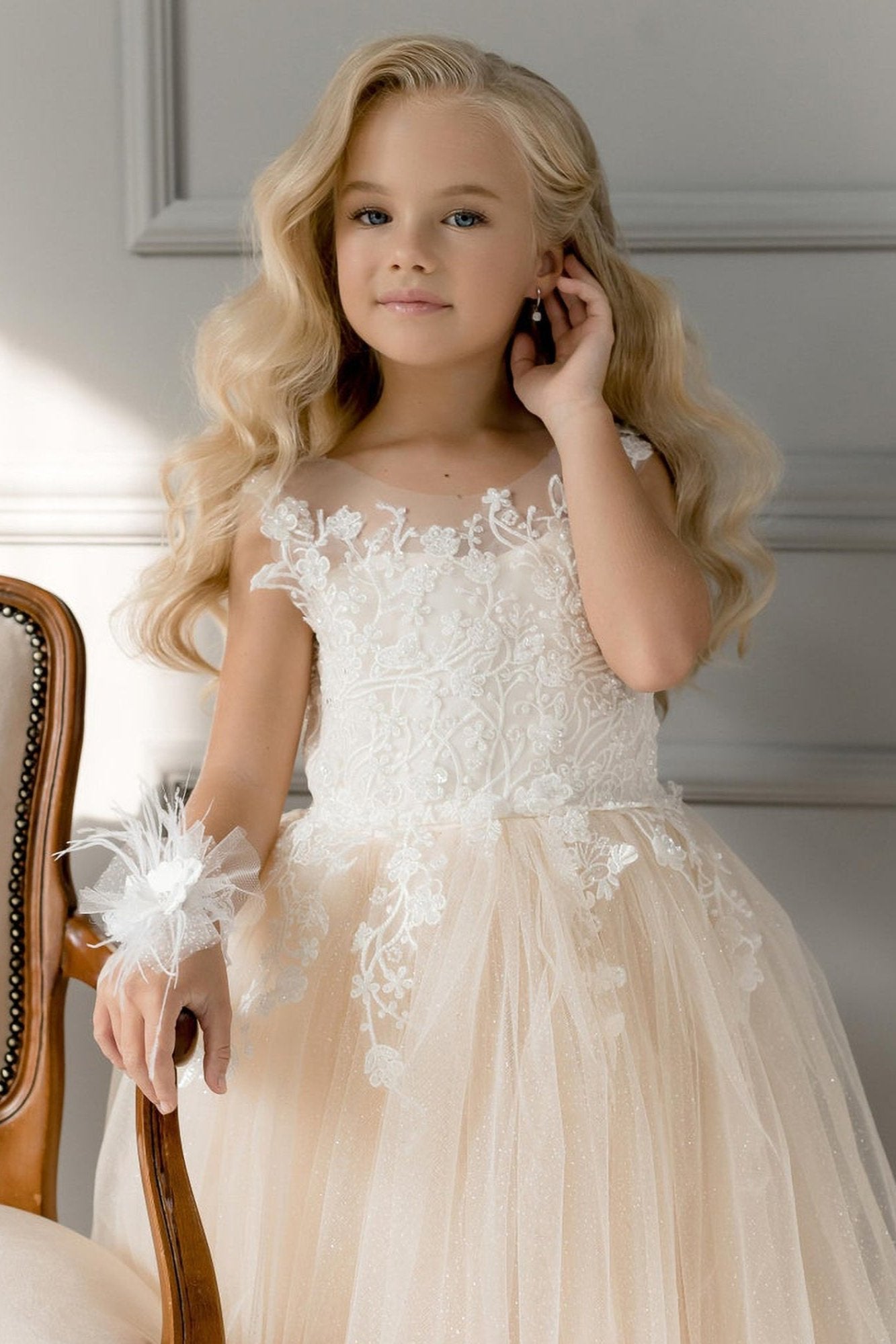 Champagne Shinning Ärmellos Duchesse/Herzogin Flower Girls Dress With Spitze