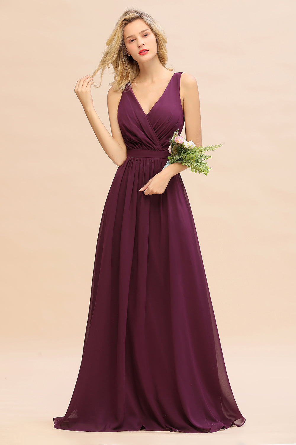 BMbridal Affordable V Ausschnitt Ruffle Long Grape Chiffon Bridesmaid Dress with Schleife