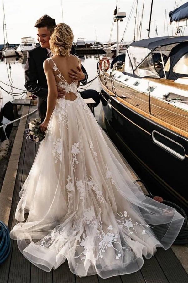 Suchen Sie Modern Brautkleider A Linie Spitze online bei babyonlinedress.de. Hochzeitskleider Günstig Online mit maßgeschneidert service bekommen.