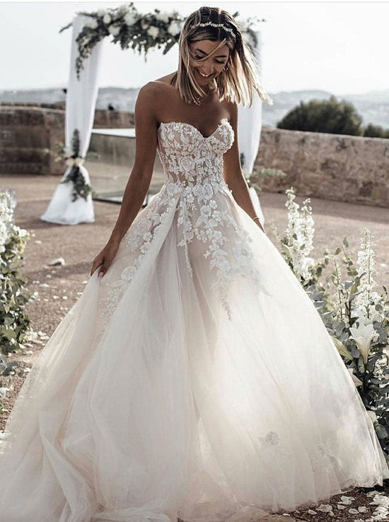 Finden Sie Hochzeitskleider Prinzessin Spitze online bei babyonlinedress.de kaufen. Brautkleid A Linie Online mit hocher Qualität bekommen.